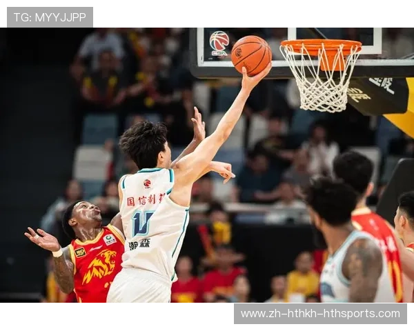 CBA和足球的差距大吗：CBA联赛与足球联赛之间的差距分析